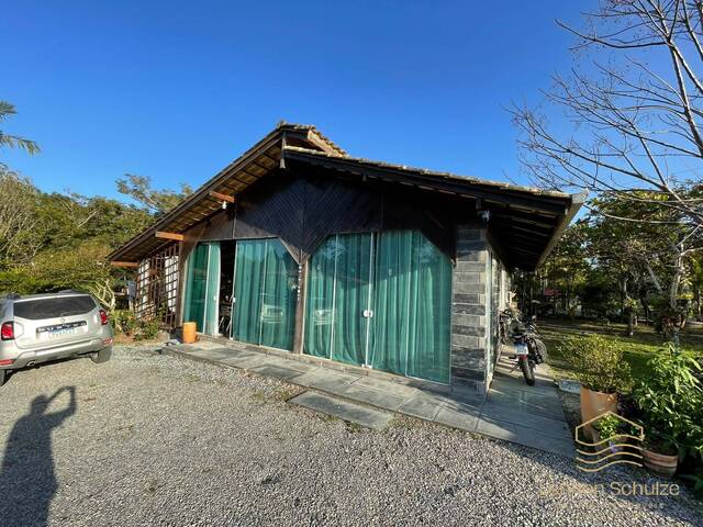 Casa para Venda em Balneário Barra do Sul - 2