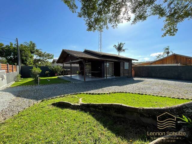 #0565 - Casa para Venda em Balneário Barra do Sul - SC - 2