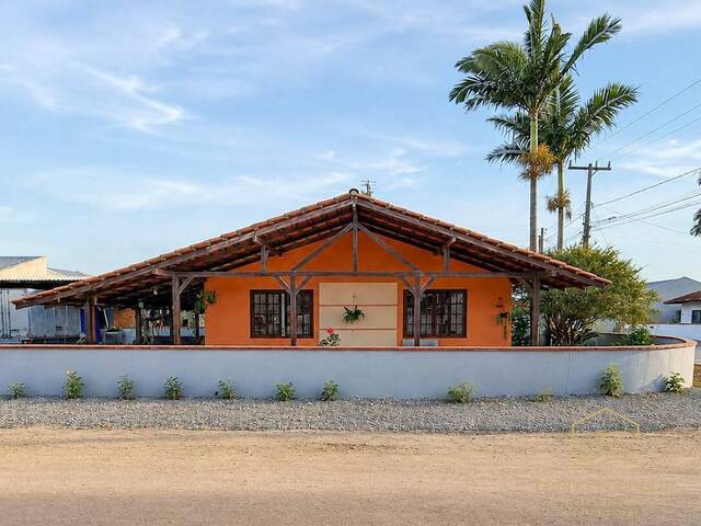 #0567 - Casa para Venda em Balneário Barra do Sul - SC - 2