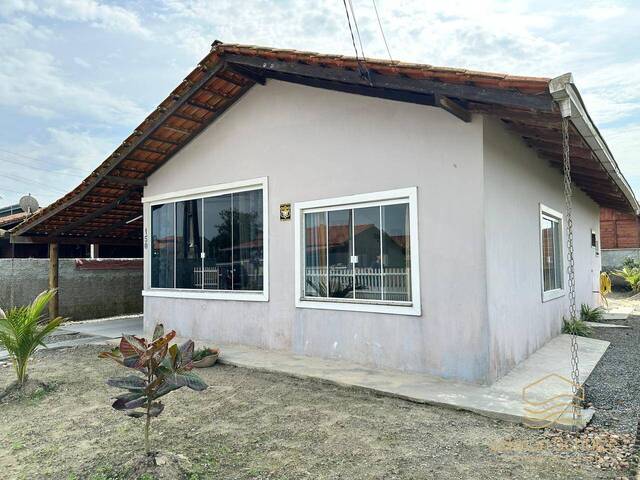#0570 - Casa para Venda em Balneário Barra do Sul - SC - 2