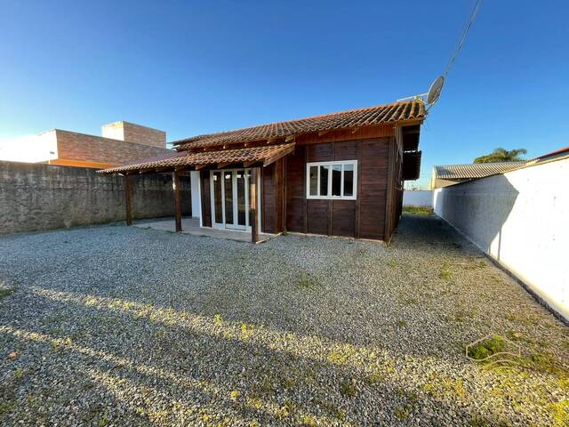 Casa para Venda em Balneário Barra do Sul - 4