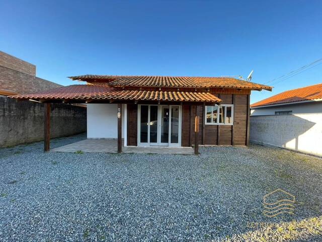 #0534 - Casa para Venda em Balneário Barra do Sul - SC - 2