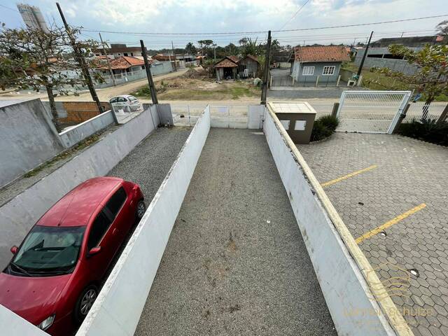 Casa para Venda em Balneário Barra do Sul - 4
